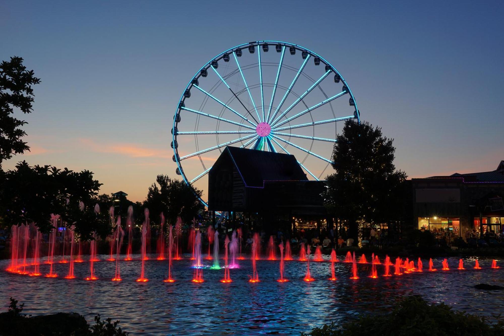 Mountain Laurel Lookout, Hot Tub, Wifi, 1089 Free Tickets Each Paid Day, Dollywood And More Gatlinburg Exterior foto